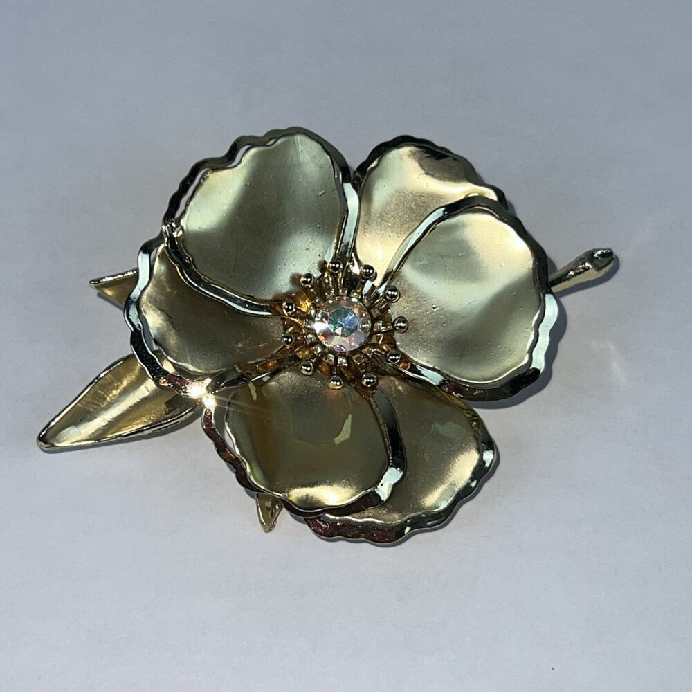 Vintage Brooch Pin Big Gold Tone Flower Blossom Aurora Borealis 3.5”